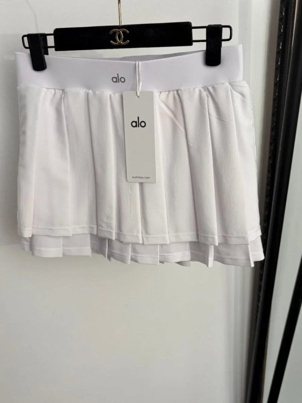Alo New Double-Layer Pleated Mini Skirt